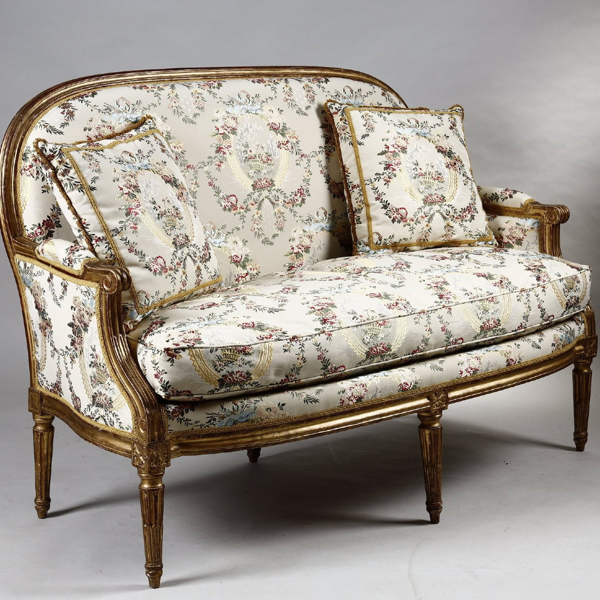Salon d'époque Louis XVI en bois doré, attribué à Jean-Baptiste Sené-photo-2