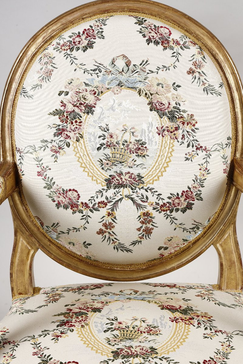 Salon d'époque Louis XVI en bois doré, attribué à Jean-Baptiste Sené-photo-5