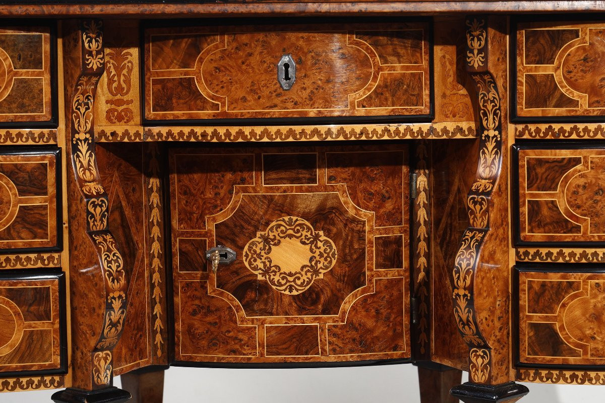Bureau MAZARIN , circa 1700-1710 Attribué à Thomas HACHE-photo-2