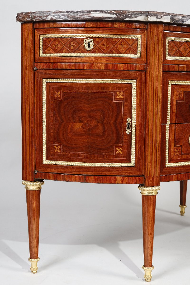 Paire de commodes demi lune d'époque Louis XVI estampillée de Fidelys SCHEY-photo-6