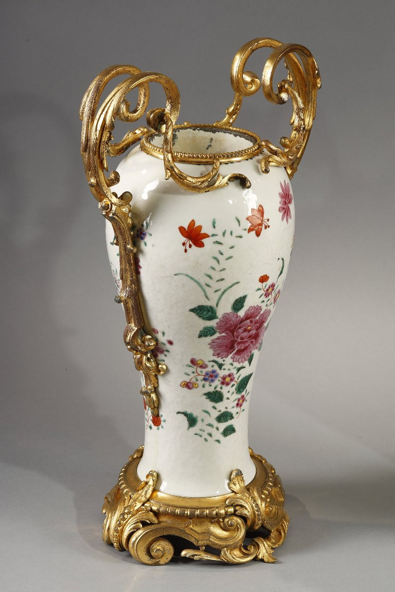 Pair Of Large 18th-century East India Company Vases, In "famille Rose" Porcelain-photo-5