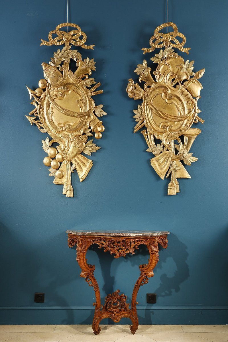 Pair Of Large 18th-century Giltwood Trophies-photo-1