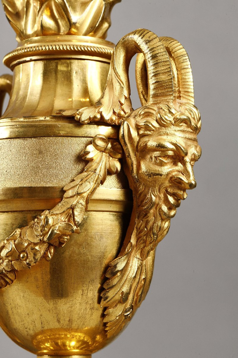 Paire de chenets d’époque Louis XVI en bronze doré-photo-5