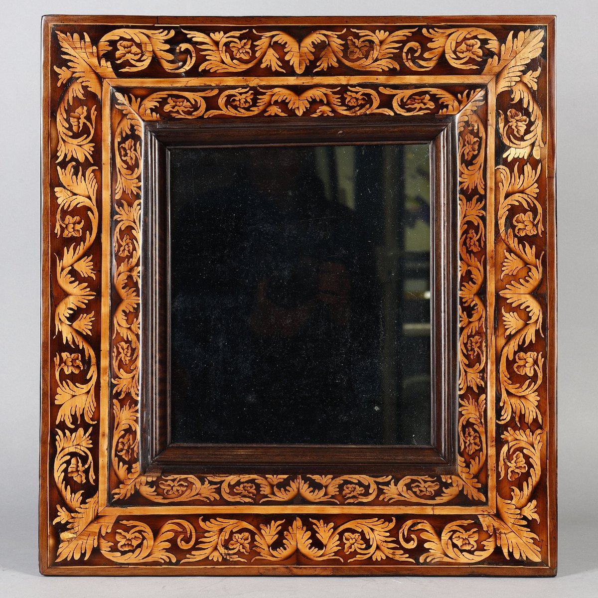 Petit miroir grenoblois, attribué à Thomas Hache  Fin XVIIᵉ- début XVIIIᵉ siècle