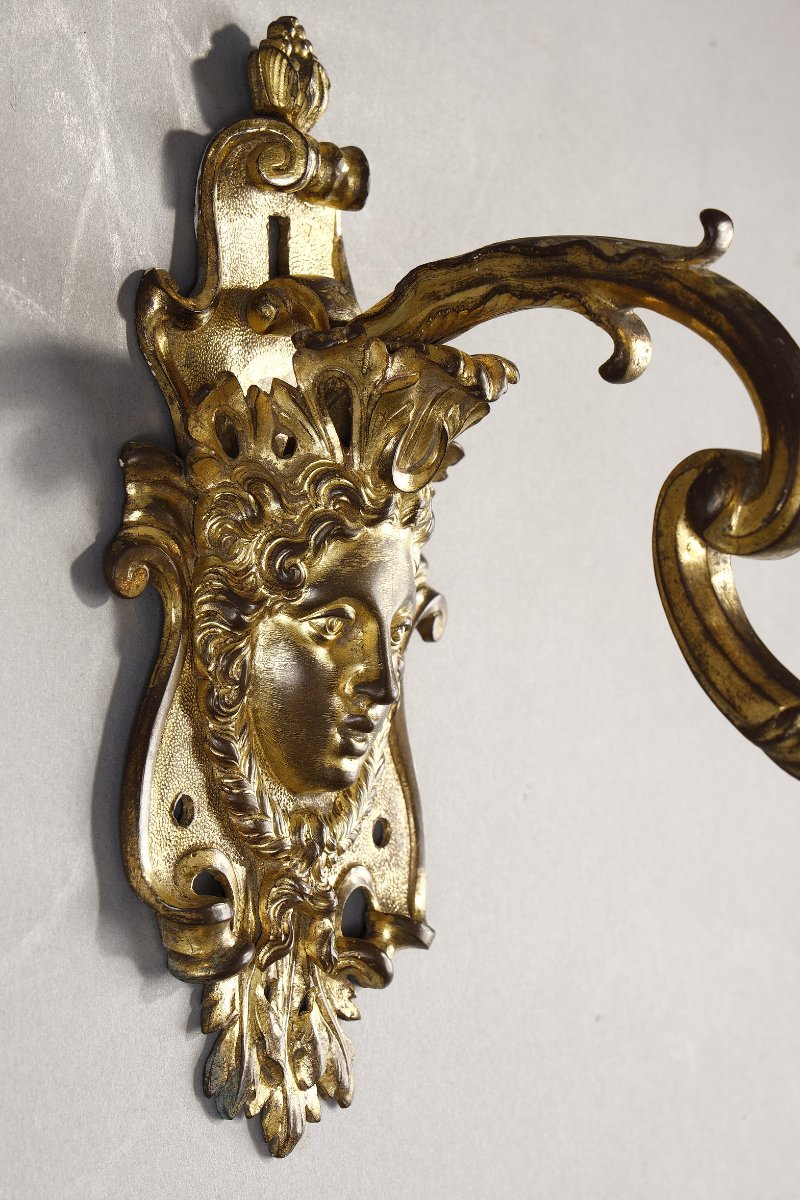 Importante paire d’appliques Régence aux mascaron-photo-1
