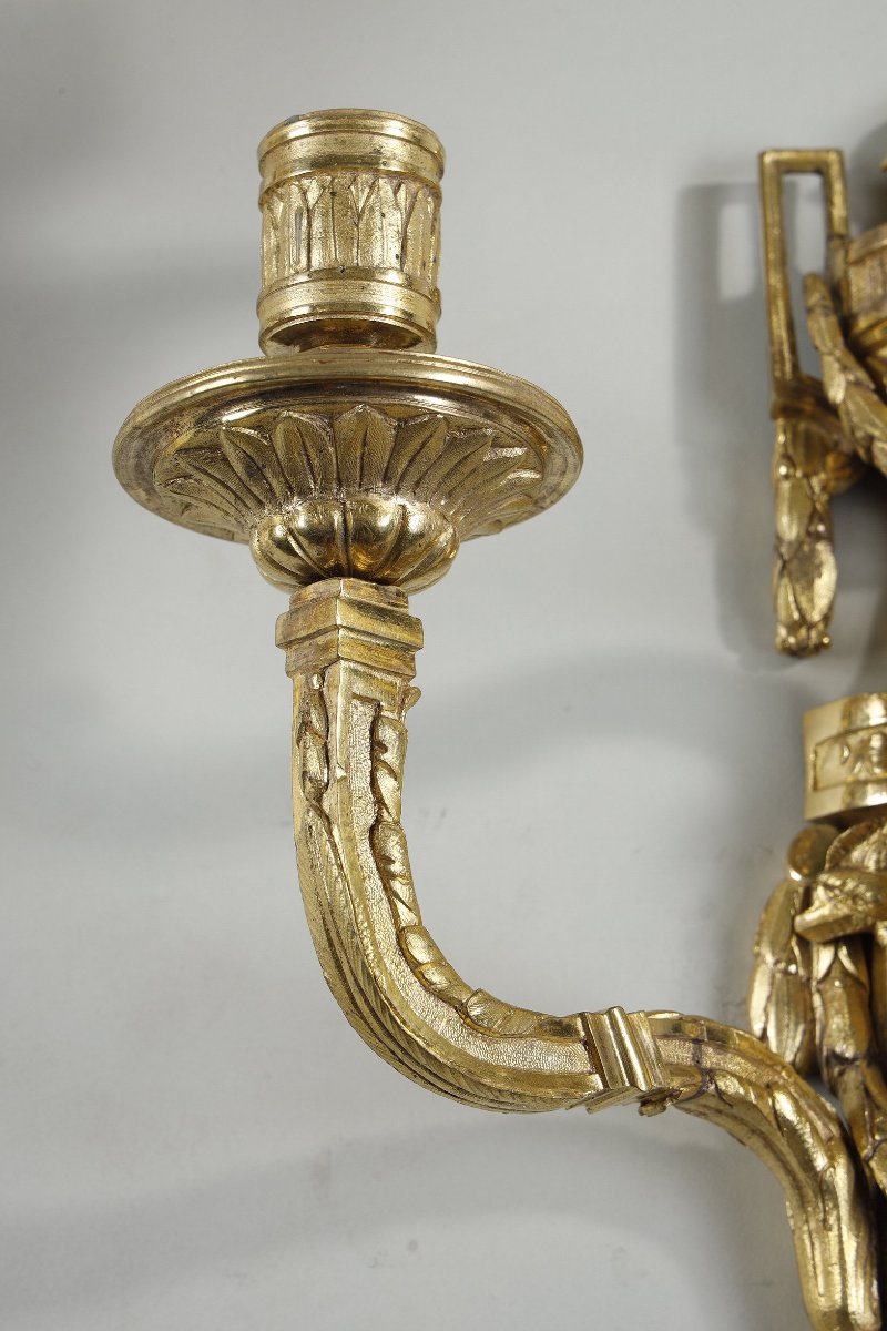 Important Pair Of Louis XVI Gilt-bronze Wall Lights-photo-8