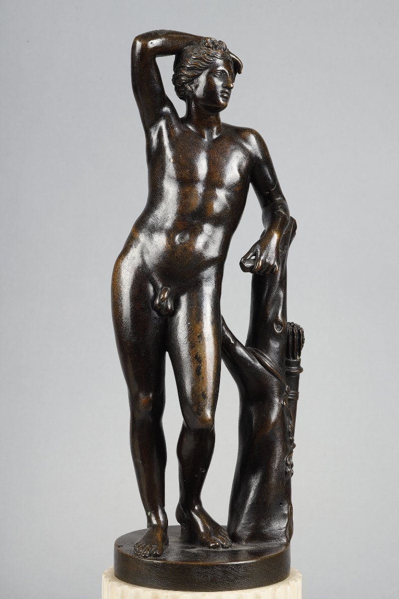 Paire de bronzes fin XVIIIe représentant  la Vénus de Médicis et Apollon-photo-4