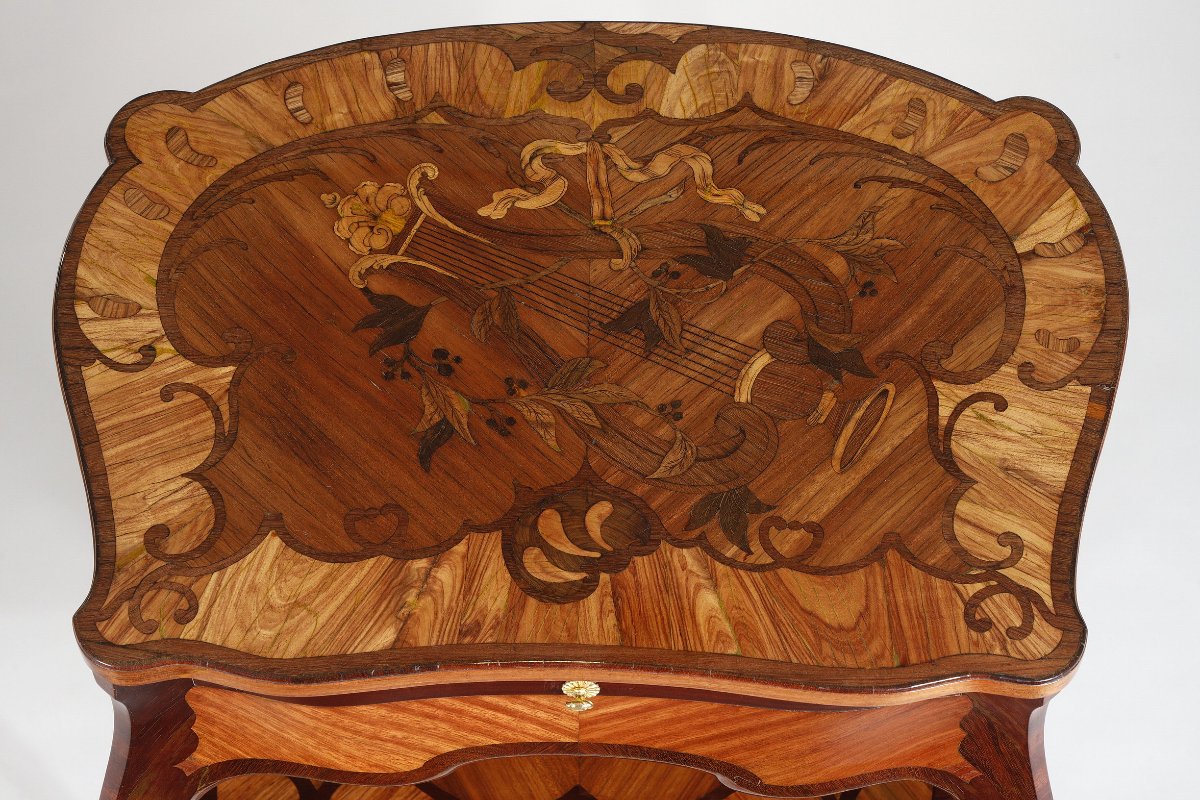 Rare table volante à transformation  estampillée de Jean-Pierre Latz-photo-2