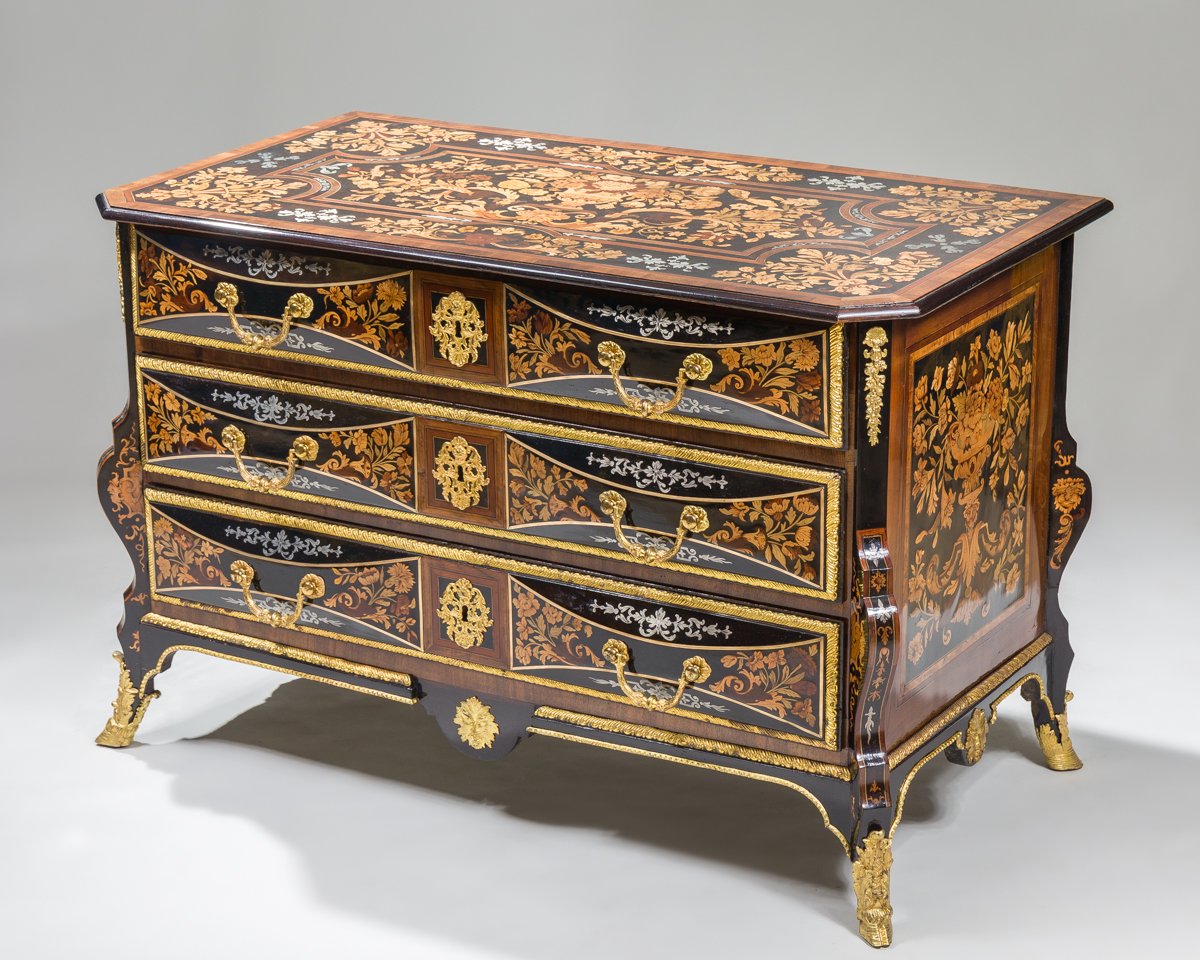 Exceptional Mazarine Chest Of Drawers , Louis XIV Period, Attributed To Thomas Hache