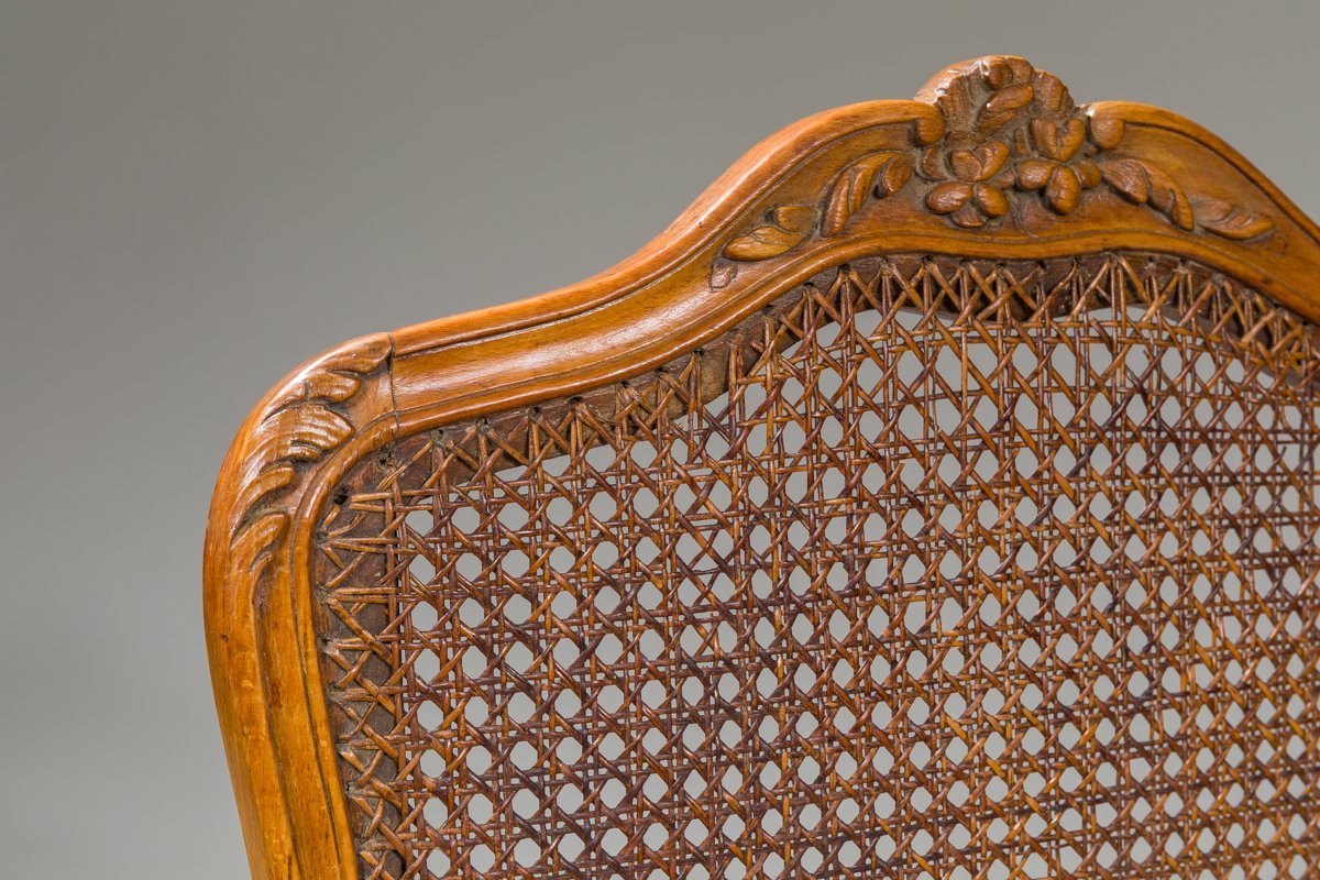 Paire de fauteuils cannés, attribué à Nogaret, époque L XV-photo-4