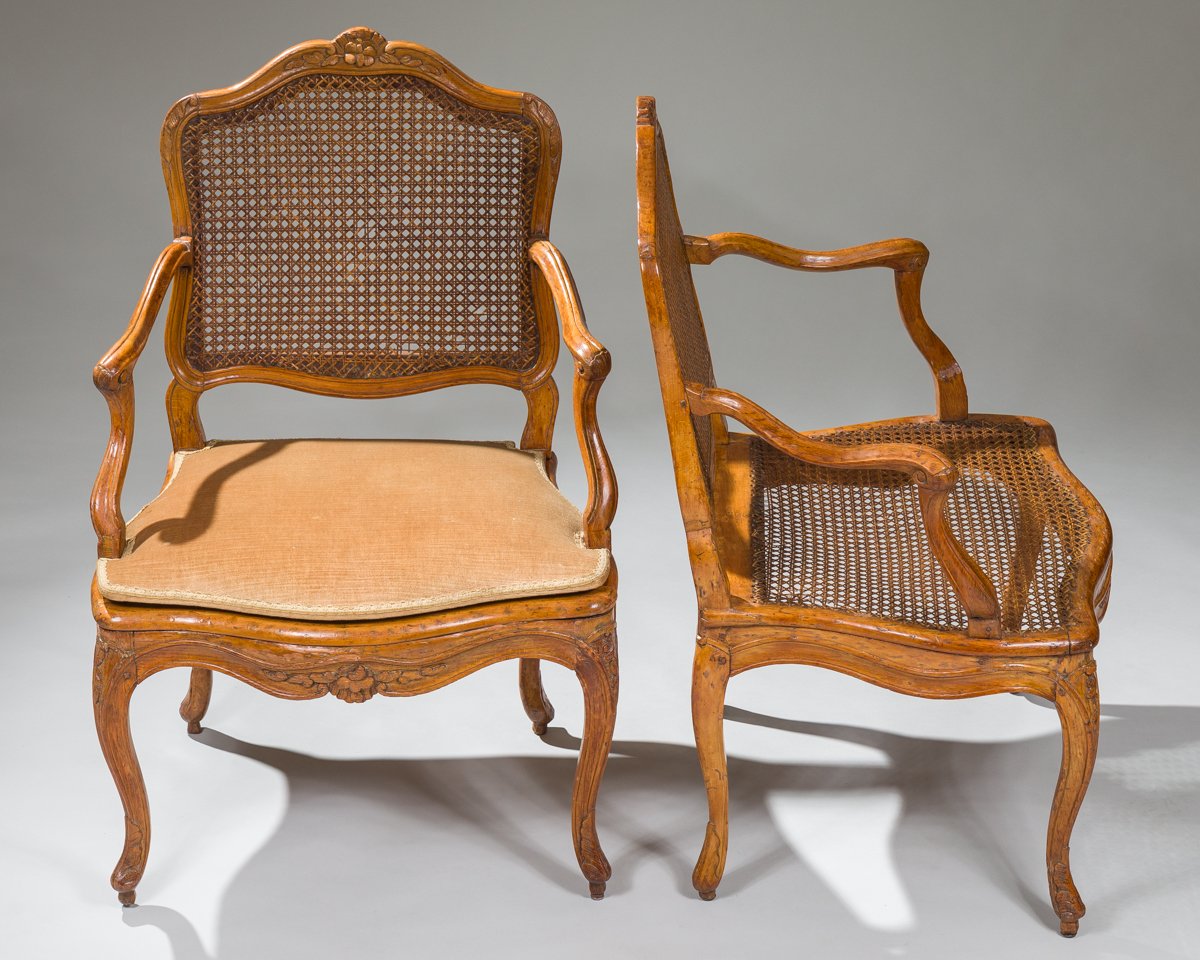 Paire de fauteuils cannés, estampillés de Canot, époque L XV-photo-7