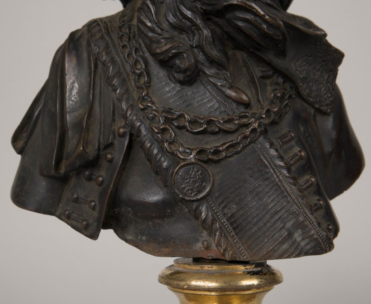 Petit Buste En Bronze d'époque XVIIIème Représentant Tourville-photo-1