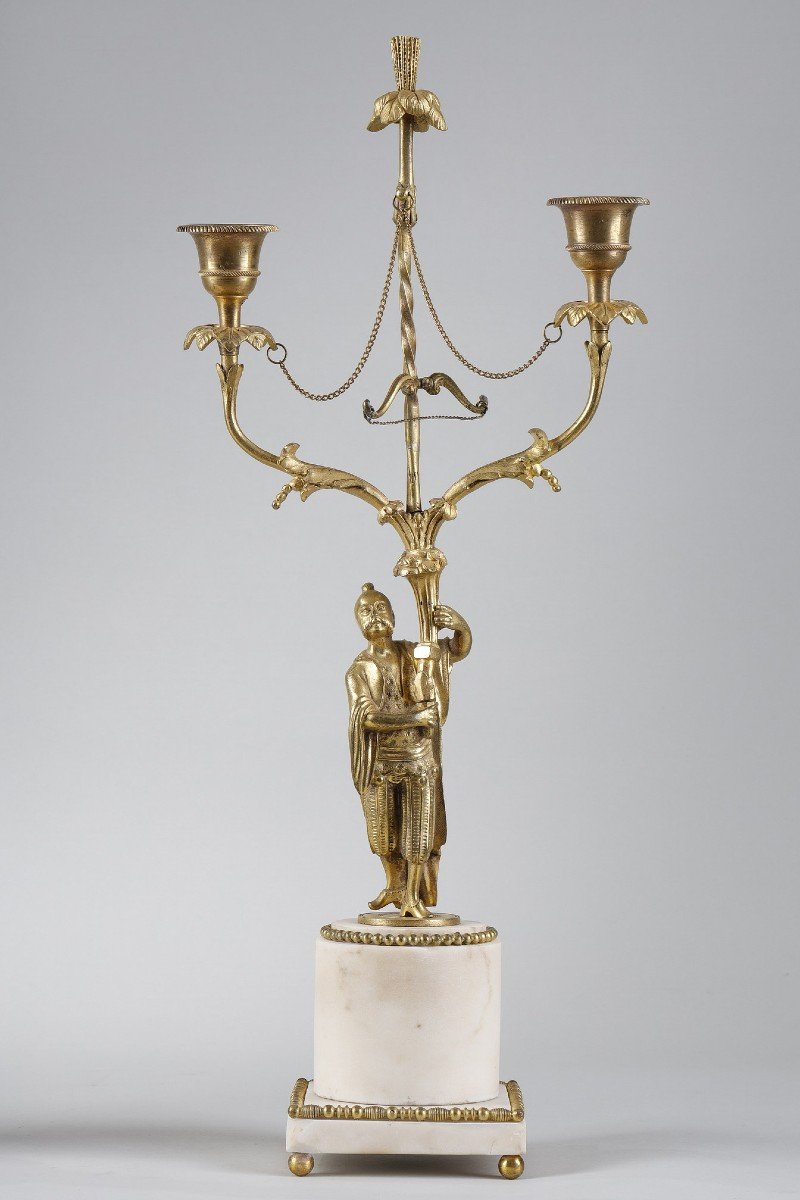 Paire De Bougeoirs D’époque Louis XVI En Bronze Doré-photo-1