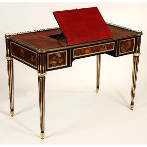 Rare bureau plat en laque du Japon et mécanisme estampillé de Bury, époque Louis XVI