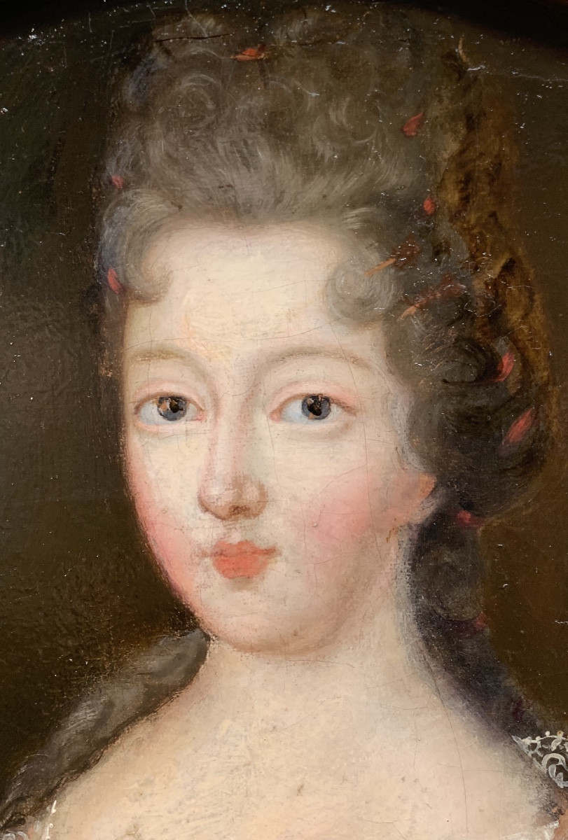 Portrait Of A Girl.oil On Canvas Round,32 Cm. French School,18th Century -photo-3