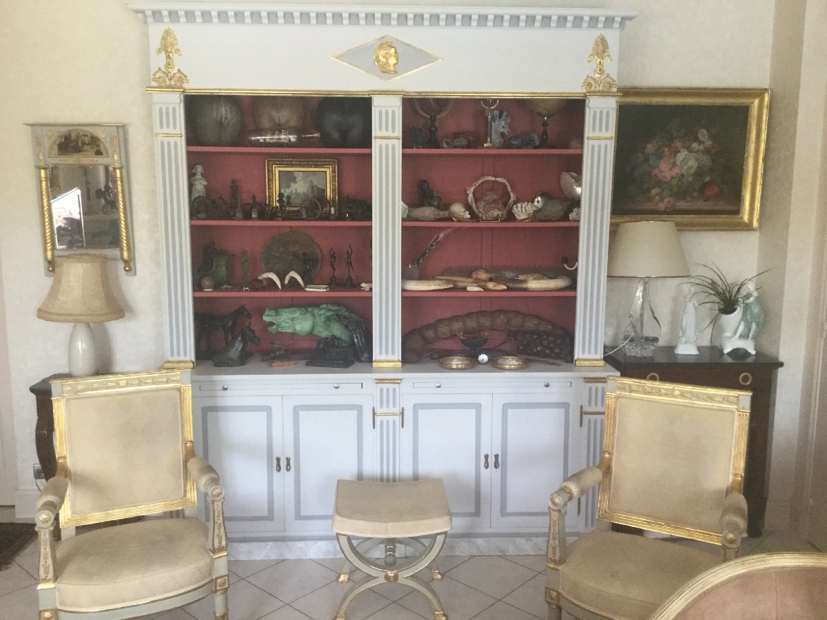 Large Open Library In The Upper Part Painted In Two And Gilded With Gold Leaf-photo-5