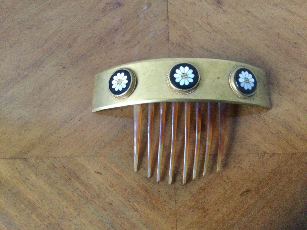 Gilt Bronze Comb Decorated With Three Stone Marquetry Medallions