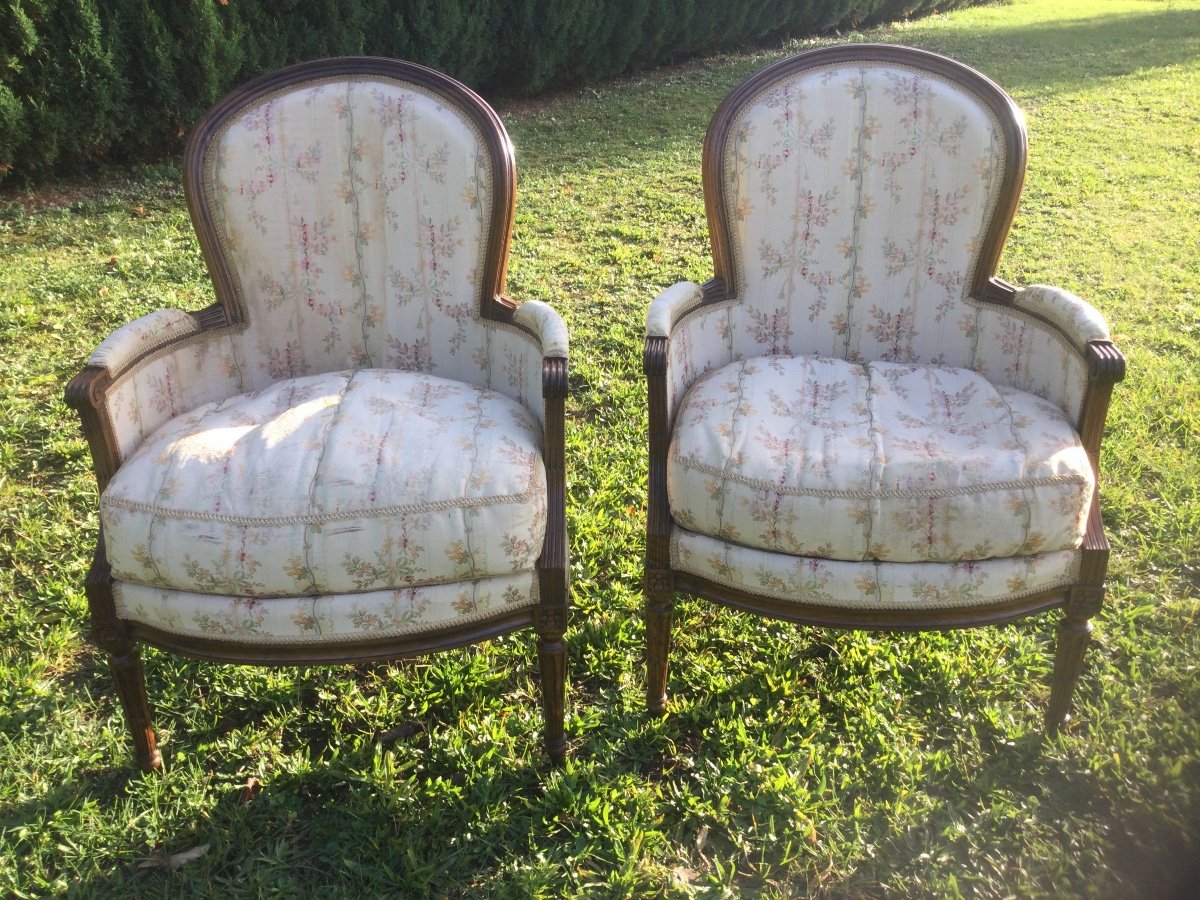 Large And Wide Pair Of Bergeres With Cushions In Walnut Louis XVI Period