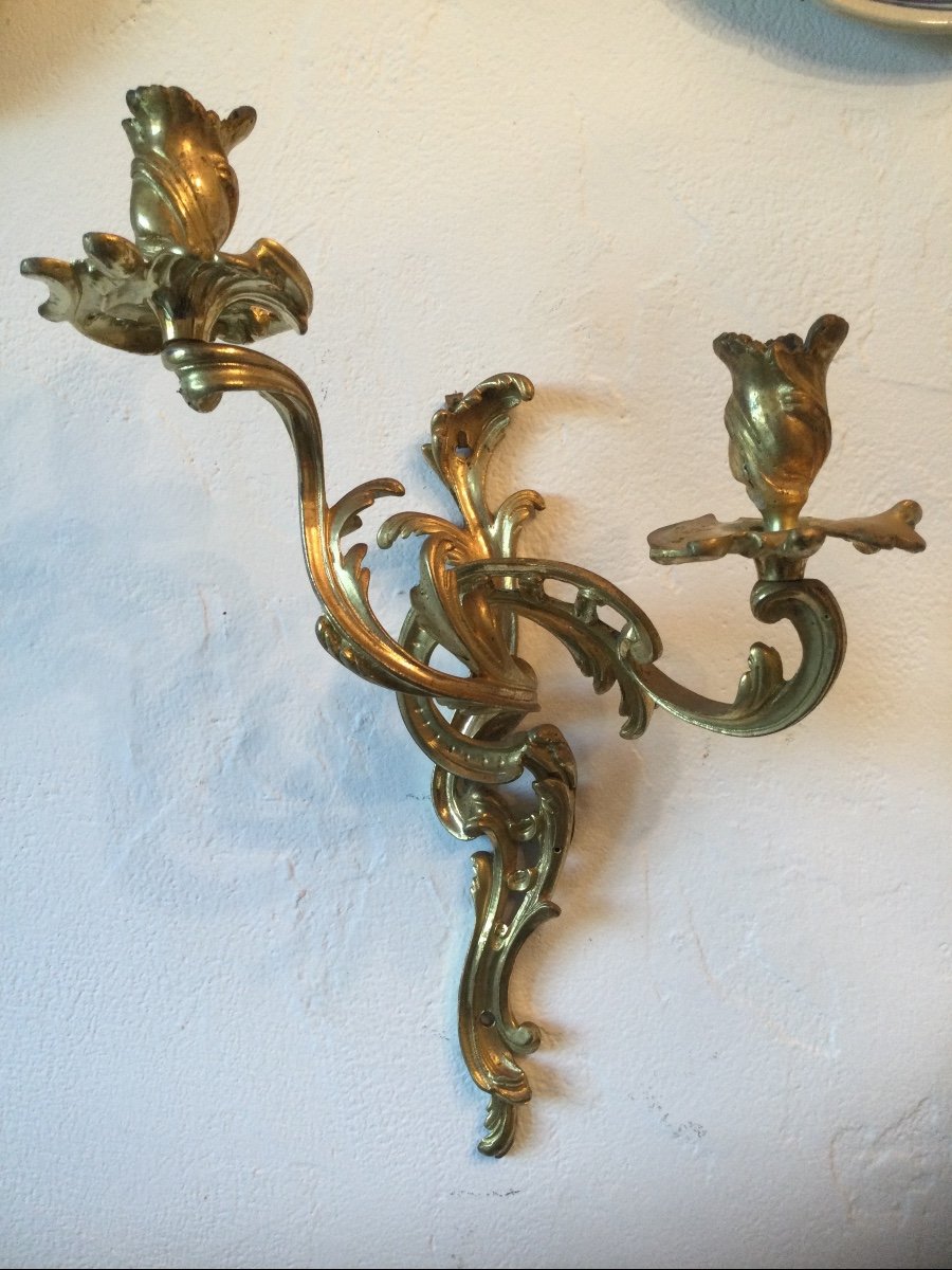 Pair Of Louis XV Period Sconces In Mercury-gilded Bronze-photo-3