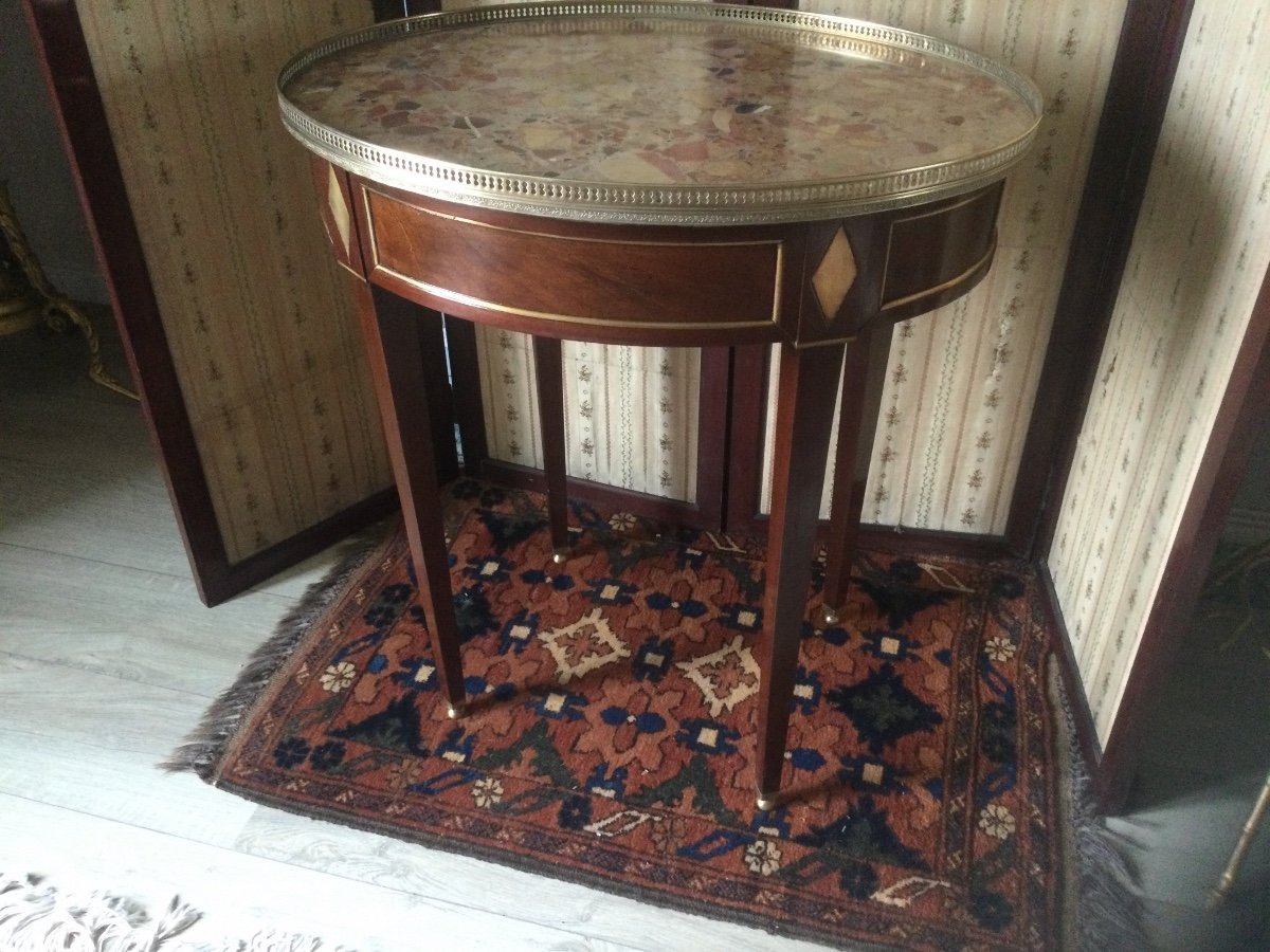 Oval Shaped Living Room Table In Mahogany Directoire Period 