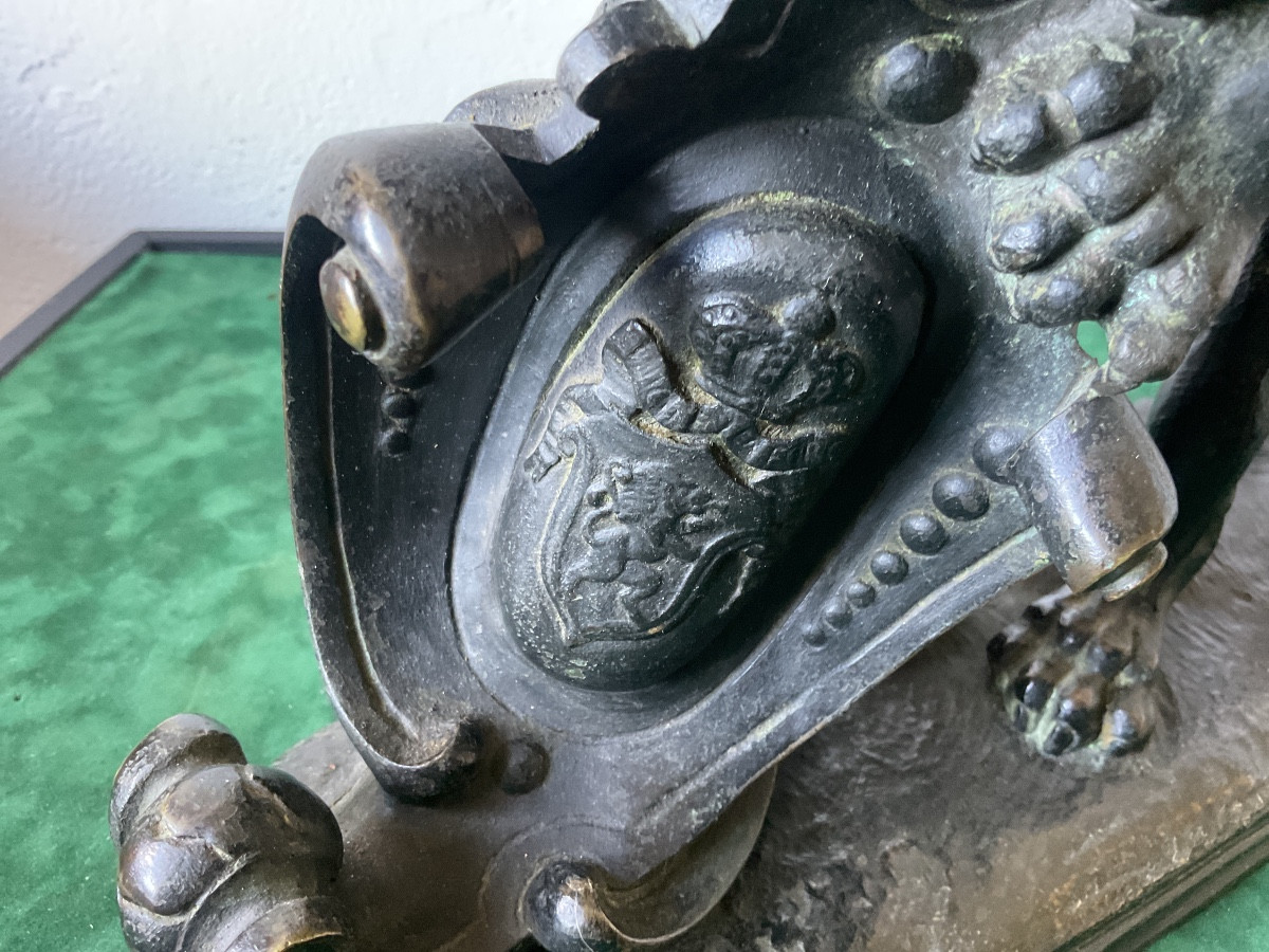 Bronze Of Dion Auguste Louis Lion With The Arms Of Belgium -photo-1