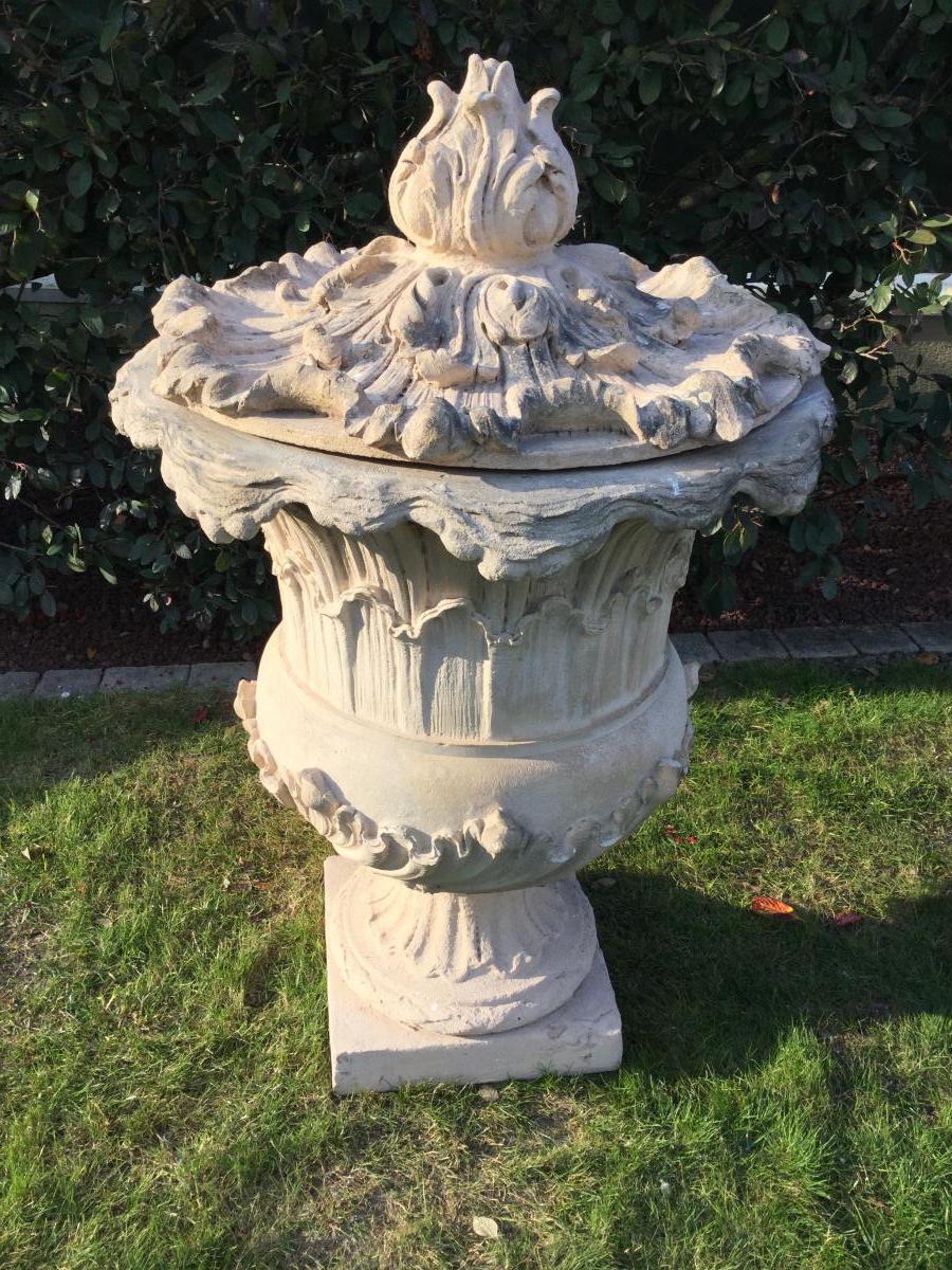 Grand Park Vase Terracotta Time Start End XVIII XIX