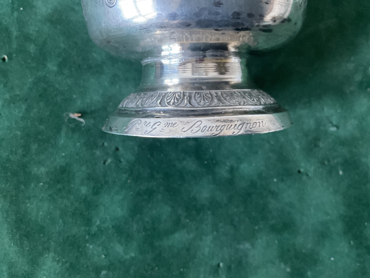 Timbale piédouche en argent décor de fleurs et feuillages -photo-1