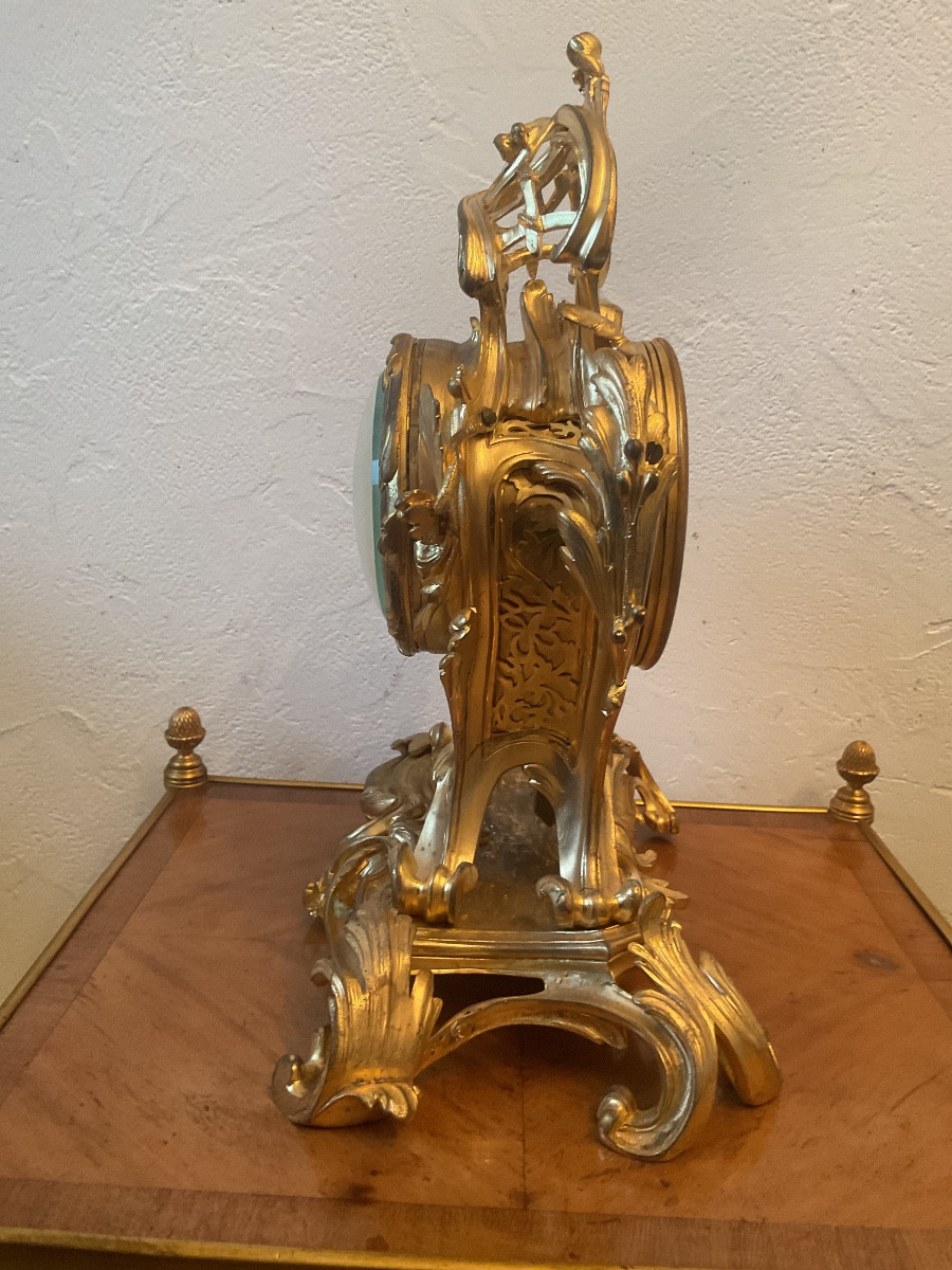 Pendule Louis XV en bronze doré de Lemerle Charpentier bronzier-photo-3