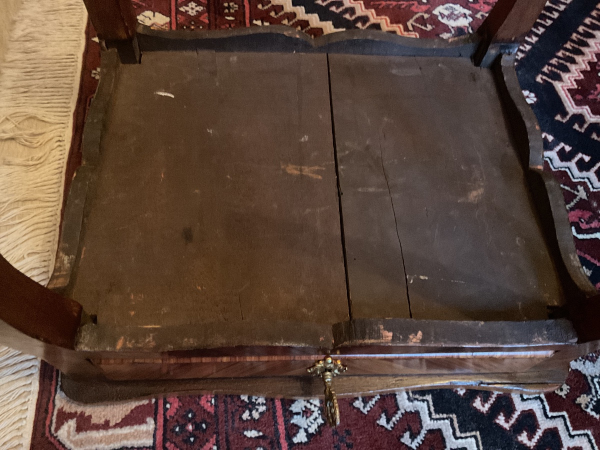 Small Louis XV Period Marquetry Table -photo-3