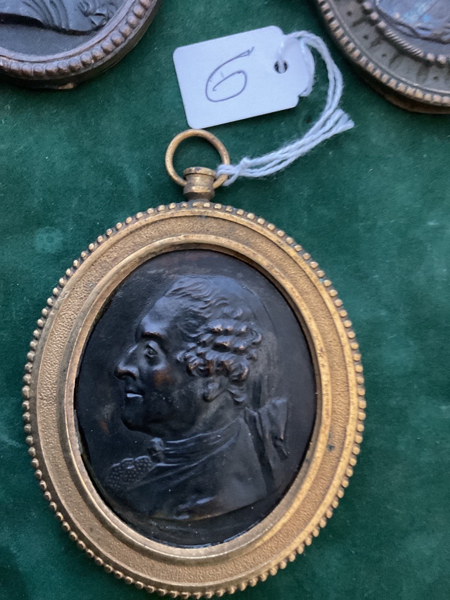 Bronze Miniatures Of Famous Figures -photo-3