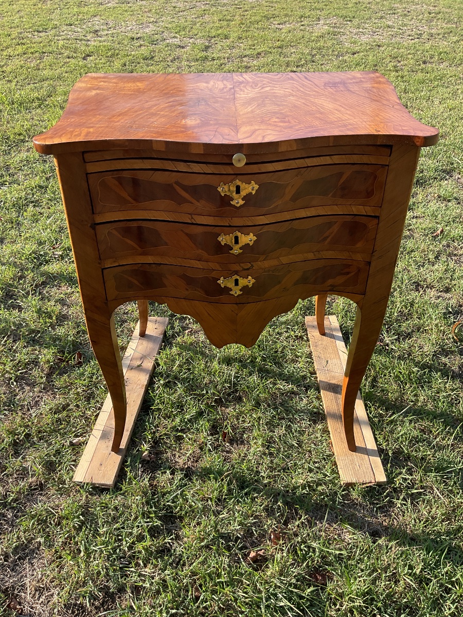 Small Swiss Smoothing Chest From The Bern Region, 18th Century