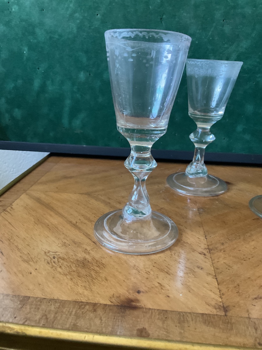 Verre XVIIIÉME en verre soufflé et gravé -photo-3