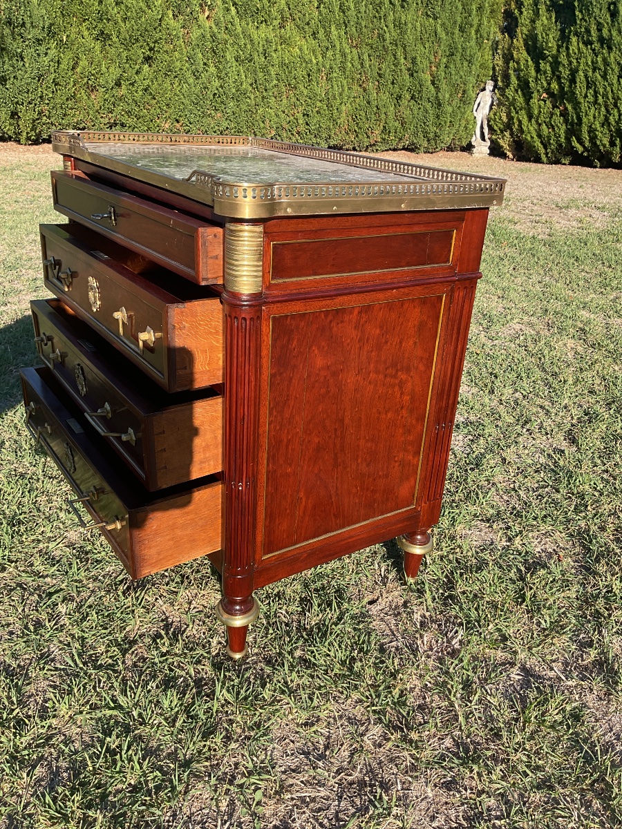 Small Louis XVI-style Mahogany Chest Of Drawers -photo-2