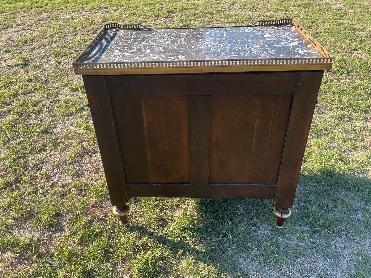 Small Louis XVI-style Mahogany Chest Of Drawers -photo-1