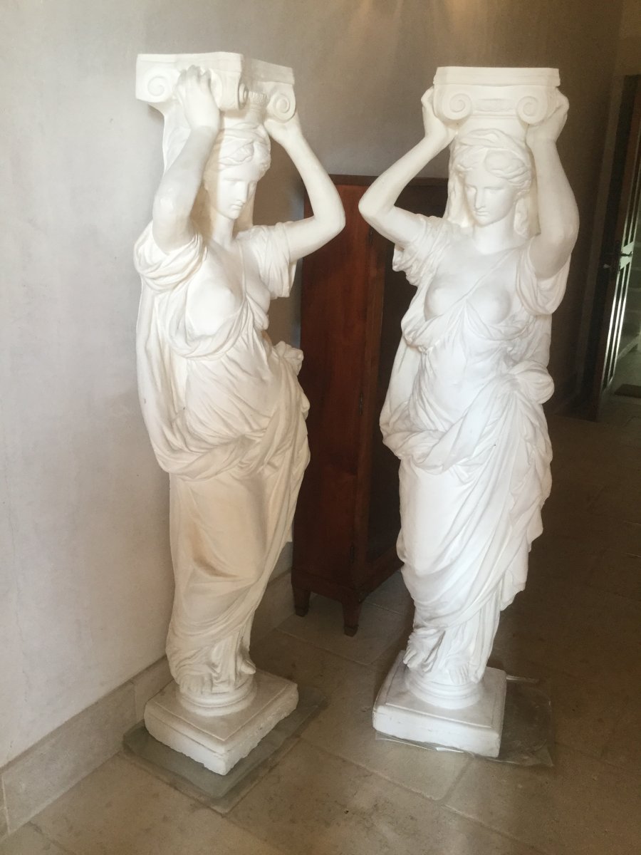 Pair Of Caryatids In Stucco Provenance Mansion Avenue Foch Paris