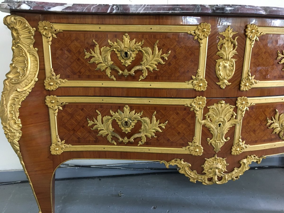 Exceptionnel Commode De Forme Galbée Modèle De Bvrb II Travail Des Ateliers Daidé , Revel-photo-1