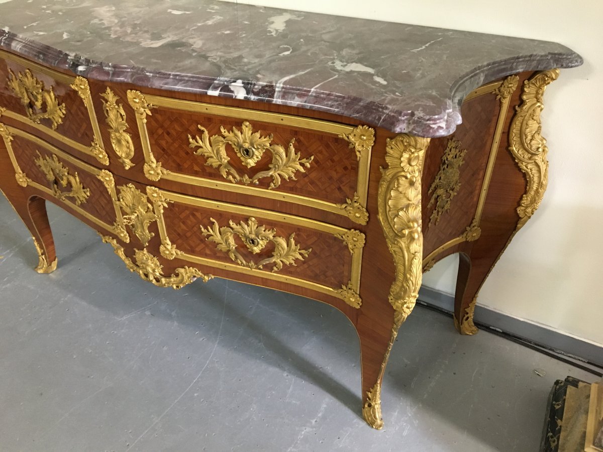 Exceptionnel Commode De Forme Galbée Modèle De Bvrb II Travail Des Ateliers Daidé , Revel-photo-4