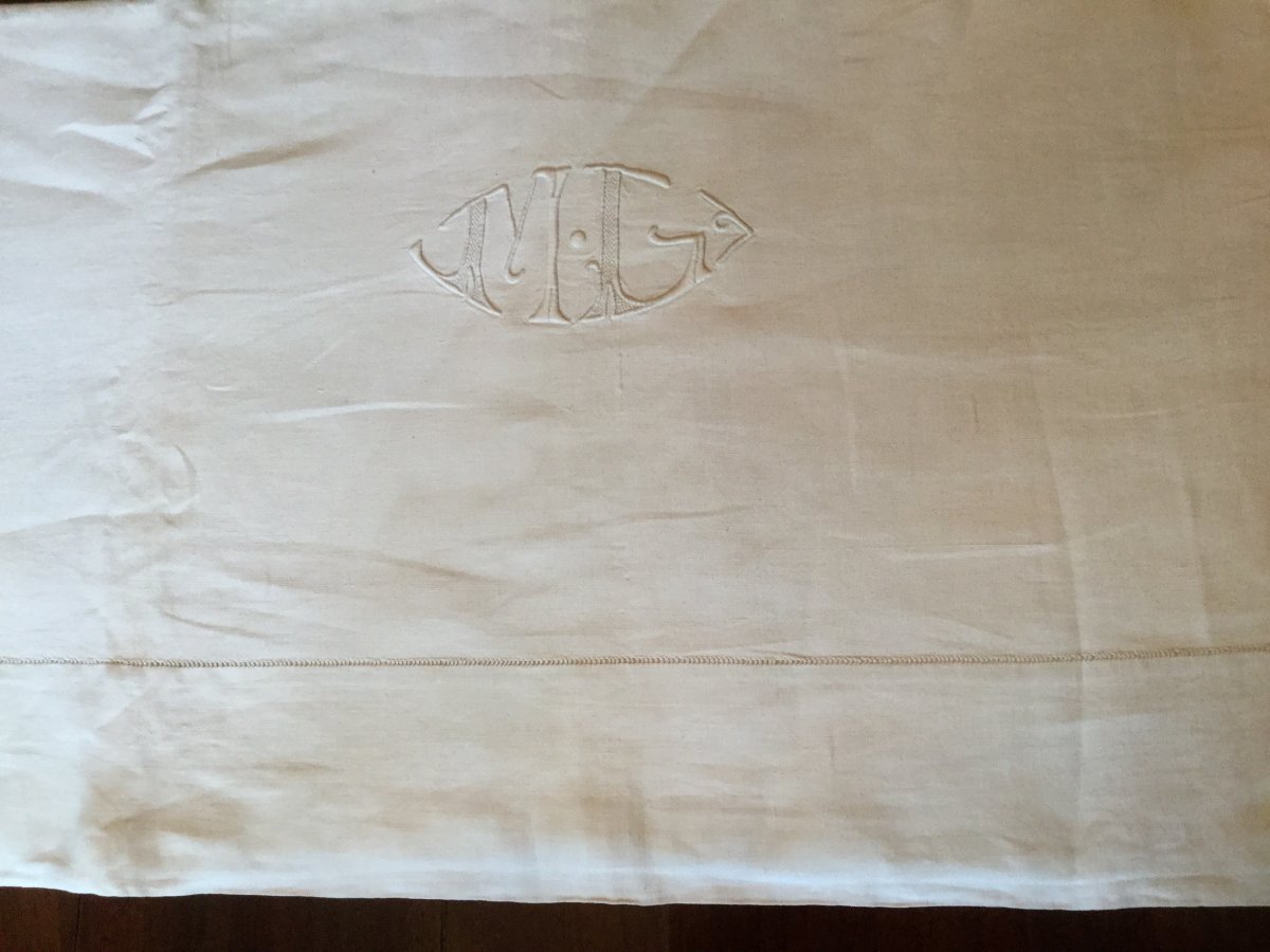 Monogram Sheet Mg Dimension 320x225 Cm