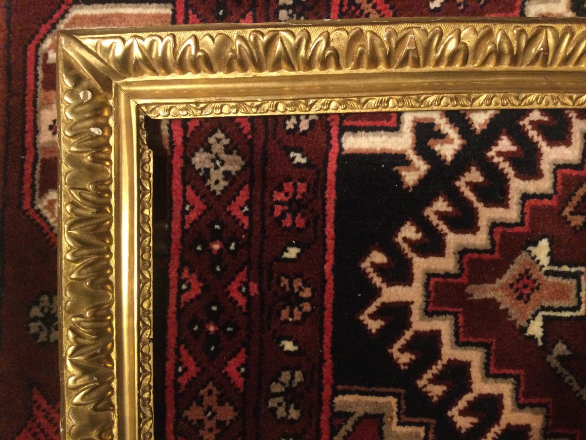 17th Century Carved And Gilded Wood Frame -photo-1