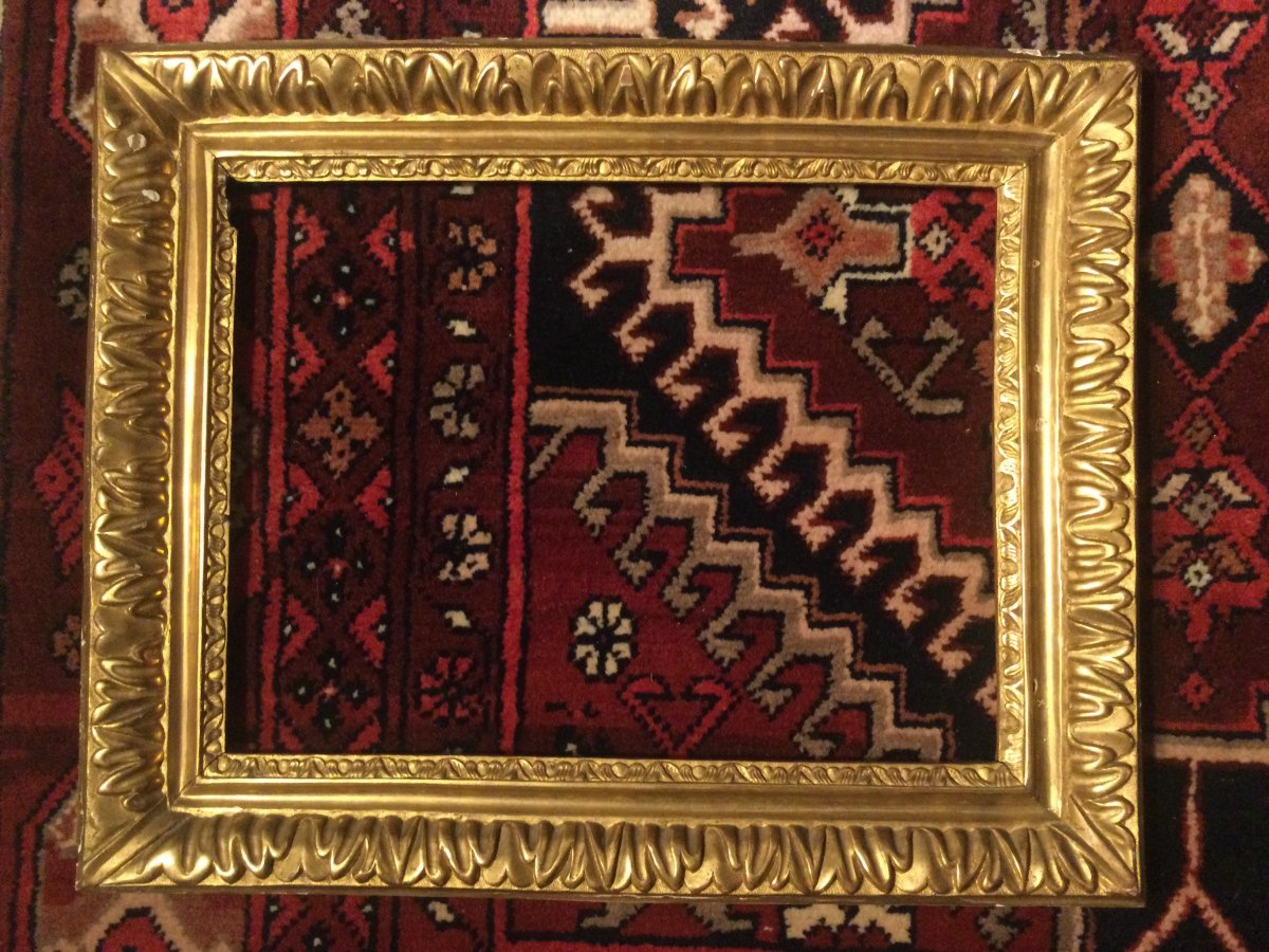 17th Century Carved And Gilded Wood Frame 