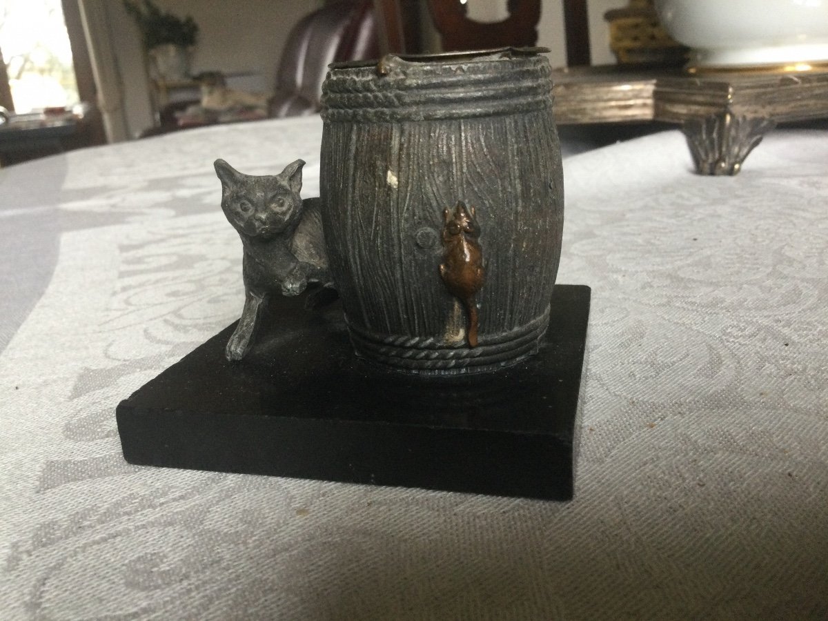 Pyrogenic Cat And Mouse In Patina And Marble Regulates