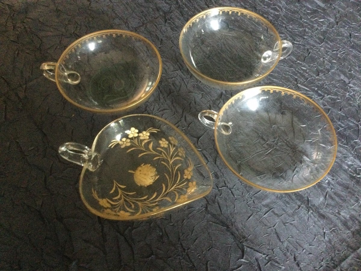 Four Crystal Cups Gold Decor