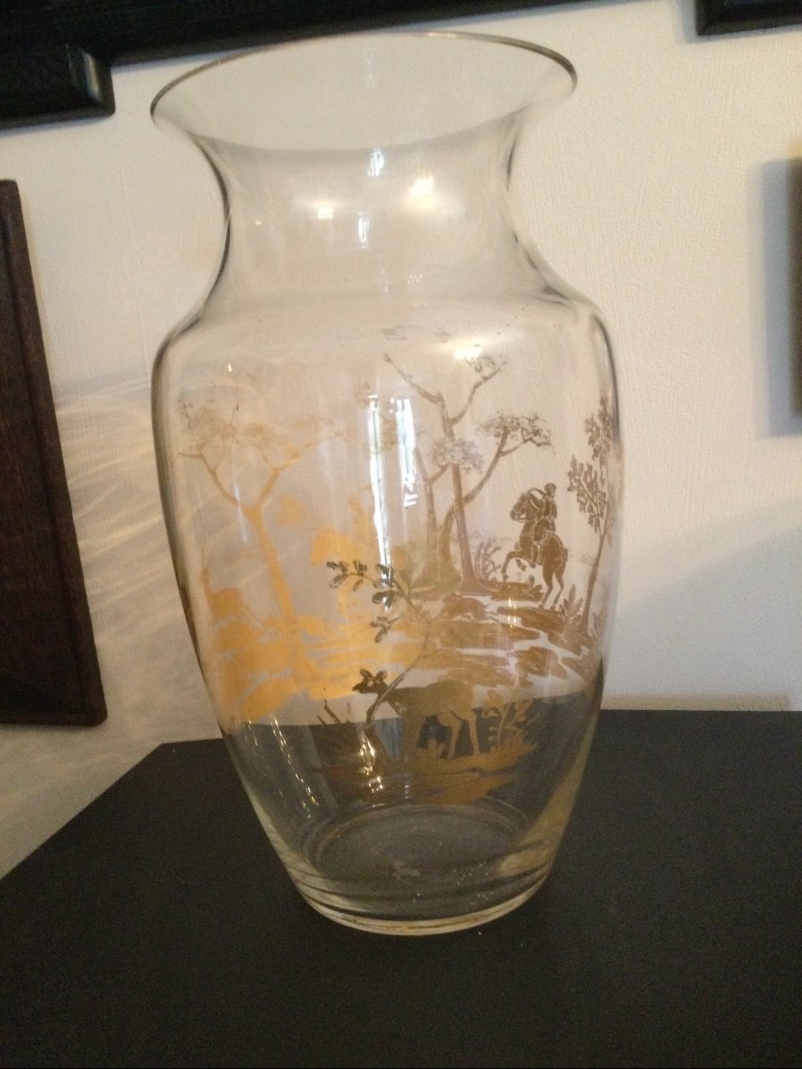Vase Decorated With A Gold Hunting Scene-photo-4