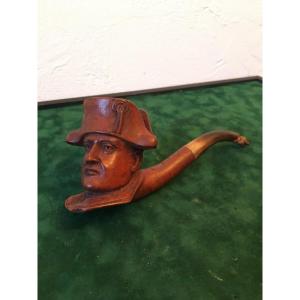 Carved Napoleon Pipe In Amboyna Burl