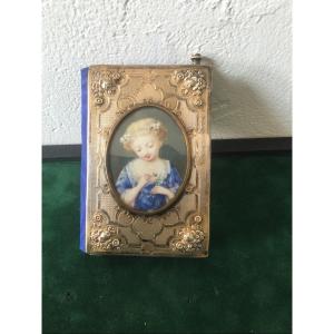 Carnet De Bal En Vermeil Orné D’une Miniature Jeune Fille 