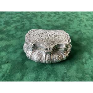 Boîte en argent du XVIIIéme poids 128gr