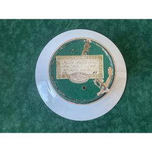 3-tune Musical Presentation Plate 