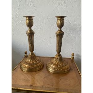 Grande paire de bougeoirs hauteur 28,5 cm en bronze doré époque Louis XVI