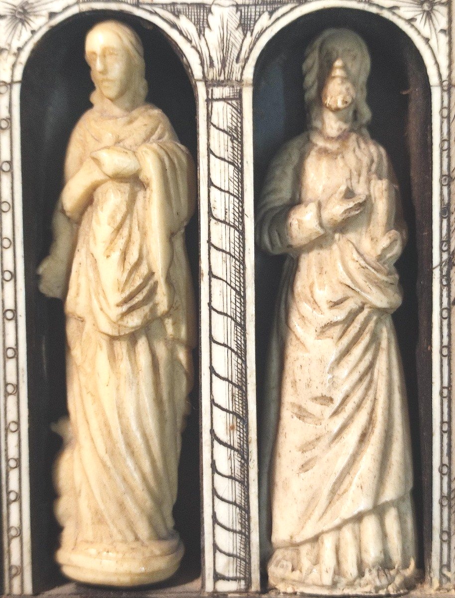   Autel siennois représentant la descente entre le pape Alexandre VI (Borgia) et le pape Pie III (Piccolomini) le 22 septembre 1503.-photo-7