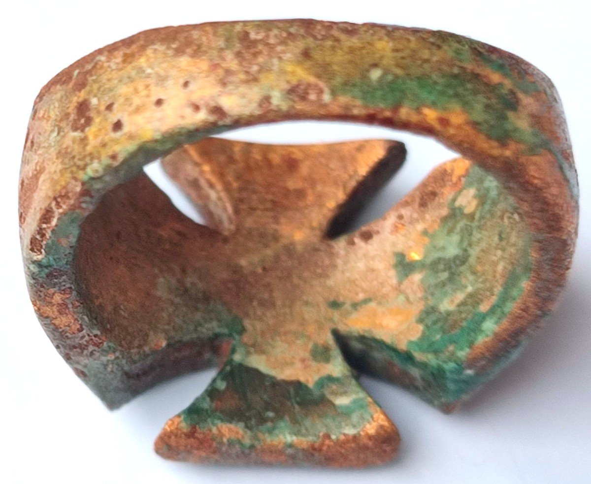 Rare Templar Ring In 'orichalcum', A Mysterious Ancient Alloy With A Reddish Composition-photo-3